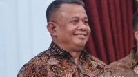 Profil Helvi Yuni Moraza, Helvi Yuni Moraza, Wakil Menteri UMKM, Tantangan UMKM, Akses Permodalan, Digitalisasi UMKM, Produk Impor Murah, Kebijakan UMKM, Pendidikan Sarjana Ekonomi, Pengembangan SDM, Peningkatan Ekspor, PT Len Industri