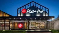 pizza hut tutup gerai, Pizza Hut Indonesia, tutup 20 gerai, PHK karyawan, tekanan bisnis, ekonomi menengah, tensi geopolitik, daya beli turun, gerai restoran, penjualan menurun, rugi bersih, konflik geopolitik