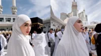 Celine mualaf, keputusan hati, perjalanan spiritual, fokus agama, hidayah Islam, tanpa paksaan, klarifikasi Celine, perjalanan hijrah, Islam pilihan, dukungan netizen